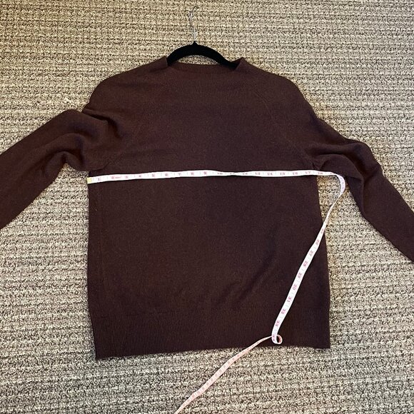 Everlane Cashmere Shrunken Mockneck Sweater in Brown - Picture 6 of 7